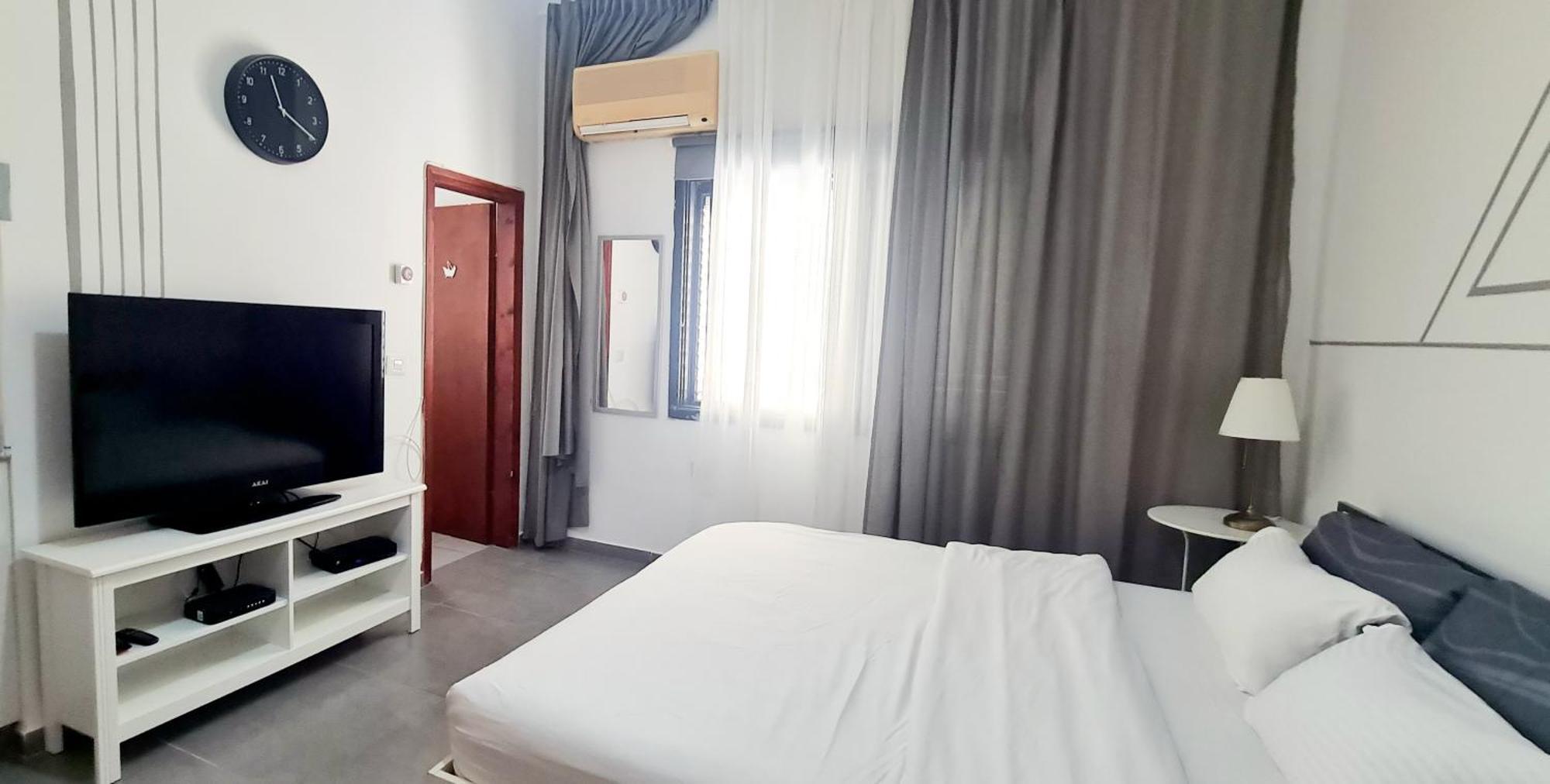 Nice Apartments On Ben Yehuda Str Tel Aviv Rum bild