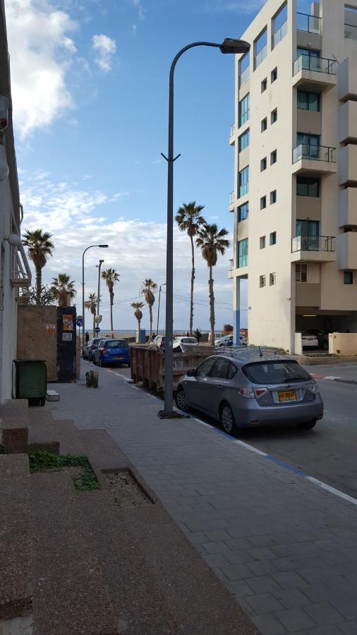 Nice Apartments On Ben Yehuda Str Tel Aviv Exteriör bild